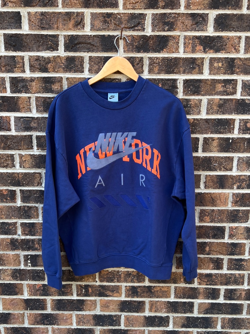 Nike Men’s Navy & Orange New York Air Graphic Sweatshirt - S baggy